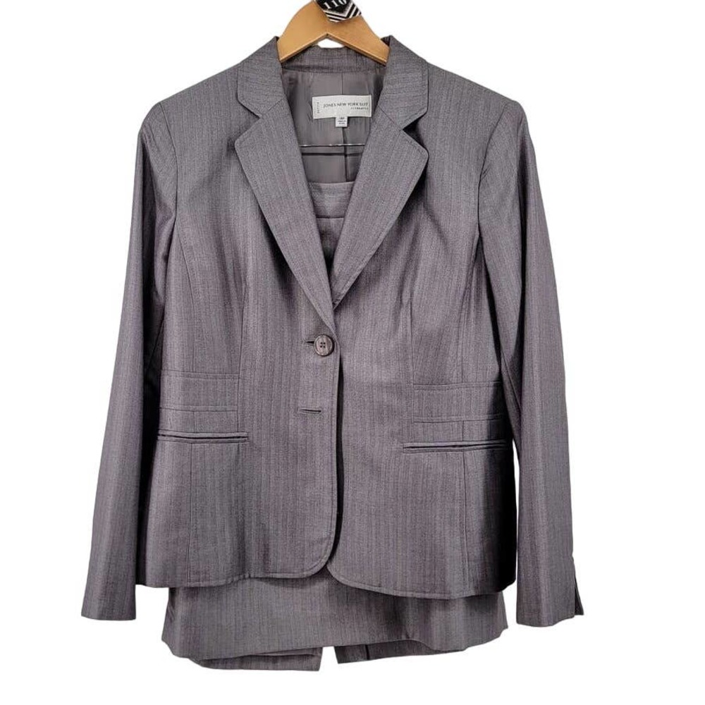 Jones New York Pinstripe Grey‎ Skirt Suite 14P/12P New